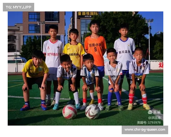 丽江市足球代表队选拔，草根球员为梦角逐